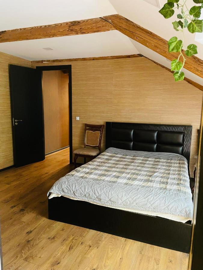 טביליסי Beautiful Apartment On Atoneli מראה חיצוני תמונה